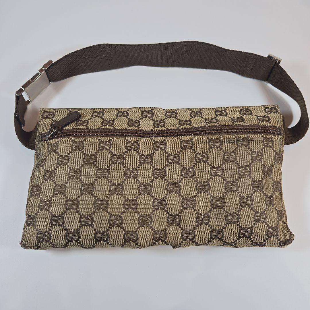 【かなかな】GUCCI★ボディバッグ★ウエストポーチ★GG柄★