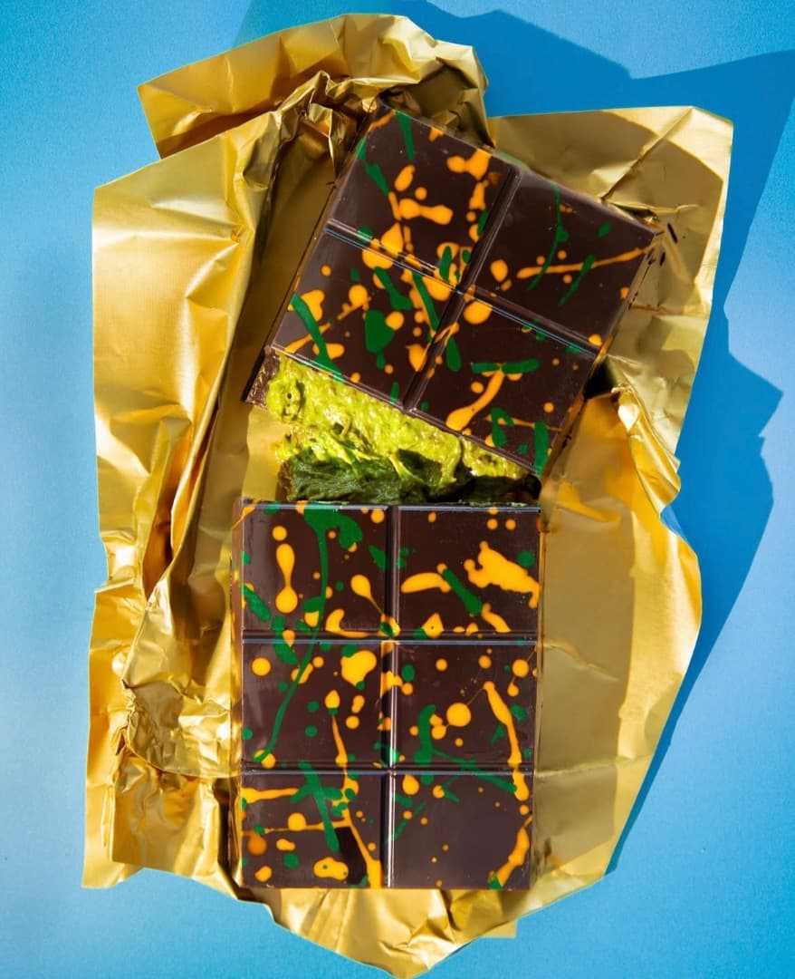 あ*や様 Fix ドバイチョコレート　２枚　ミルクチョコレート　ピスタチオ　ドバ