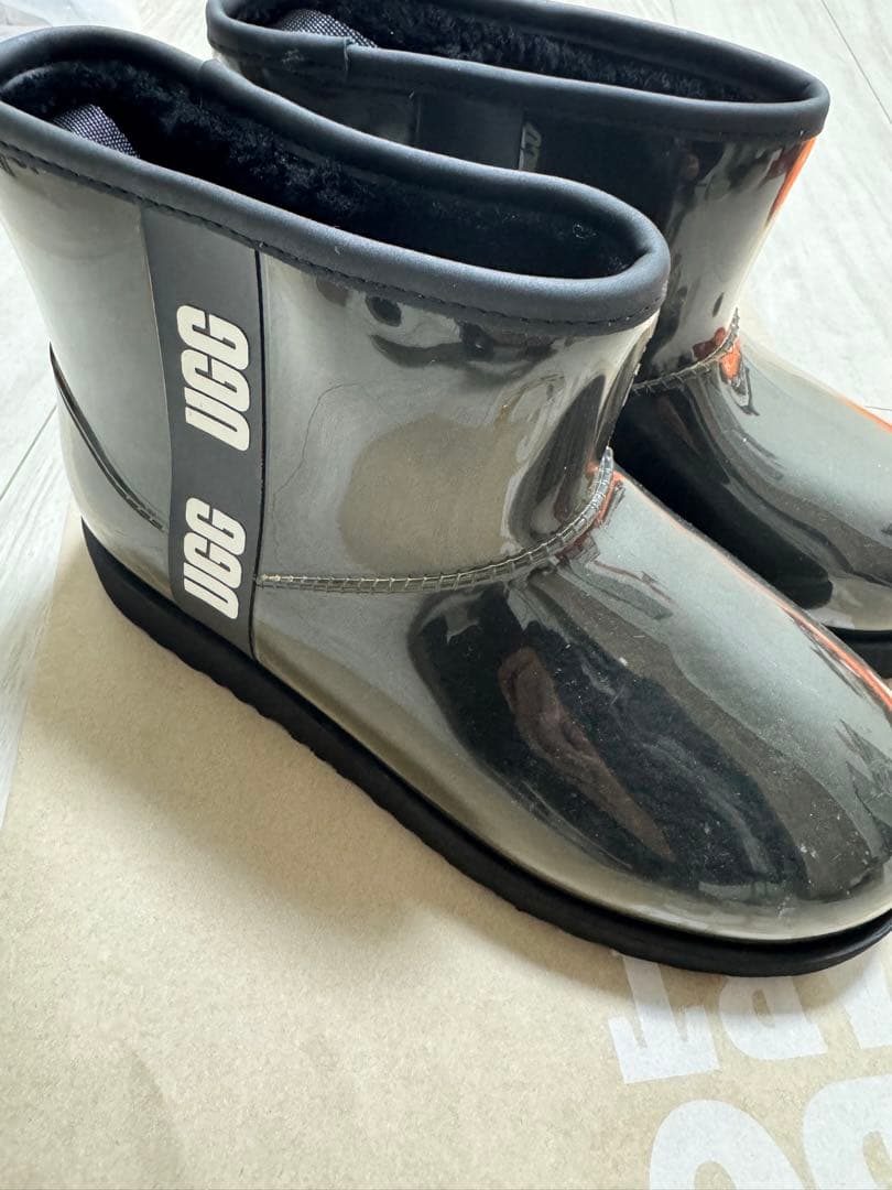 ugg ムートンレインブーツ クラシック クリアミニ ブラック