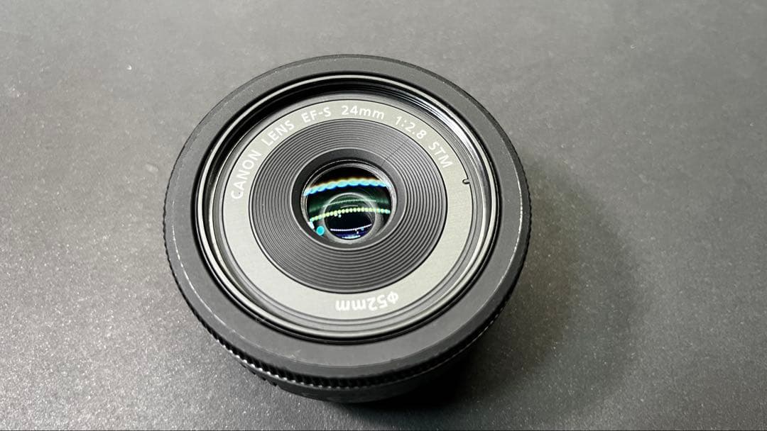 Canon EF-S 24mm f/2.8 STM レンズ