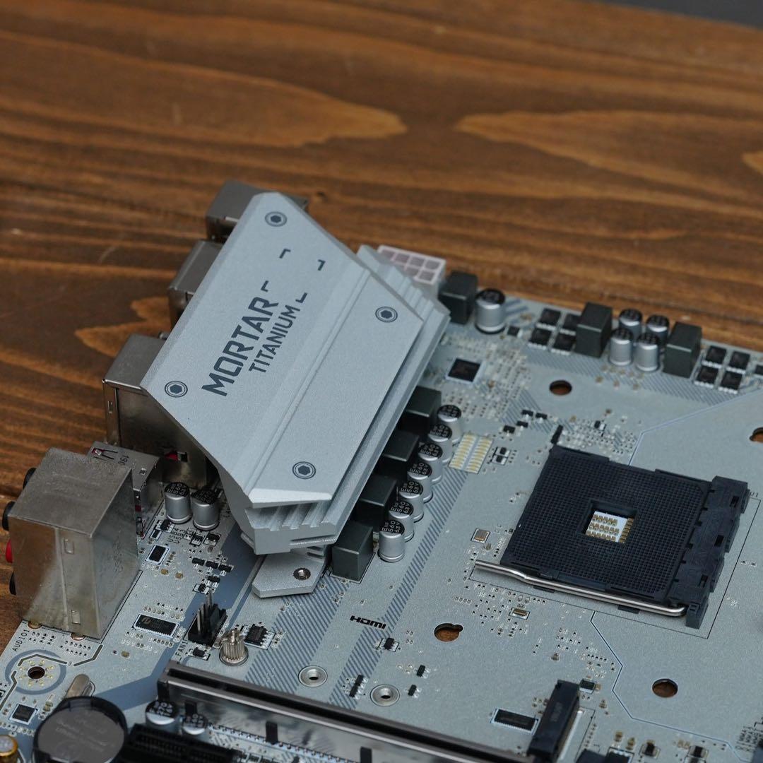 MSI B450M MORTAR TITANIUM マザーボード