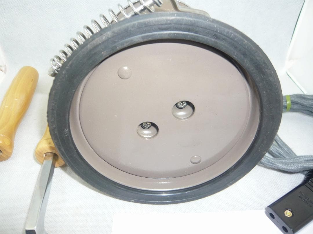 ②美品　タキイ和裁電化鏝　ランプ付　和裁こて　 和裁コテ　タキイ製　鏝２本付