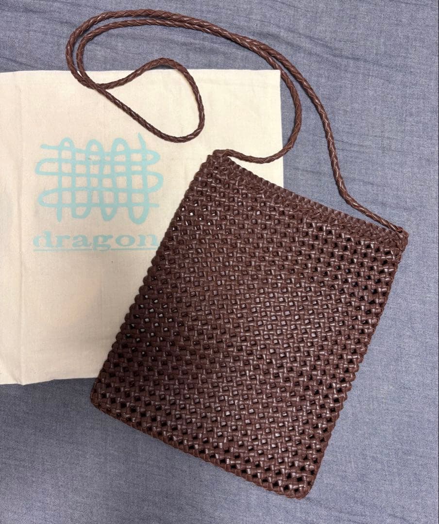 コロン★お値下げ★dragon ショルダーバック