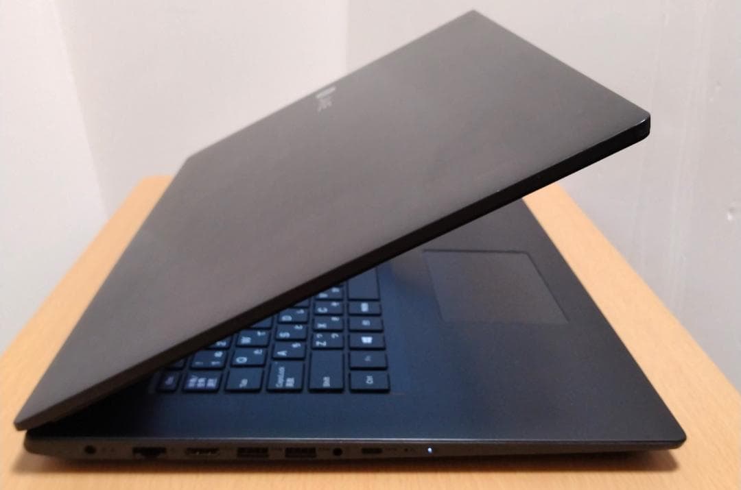 NEC8世代Core i7 SSD1TBメモリー20GBブルーレイ17.3インチ