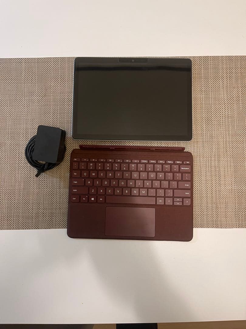 Microsoft Surface シルバー本体 ブラウンキーボード 充電器付き