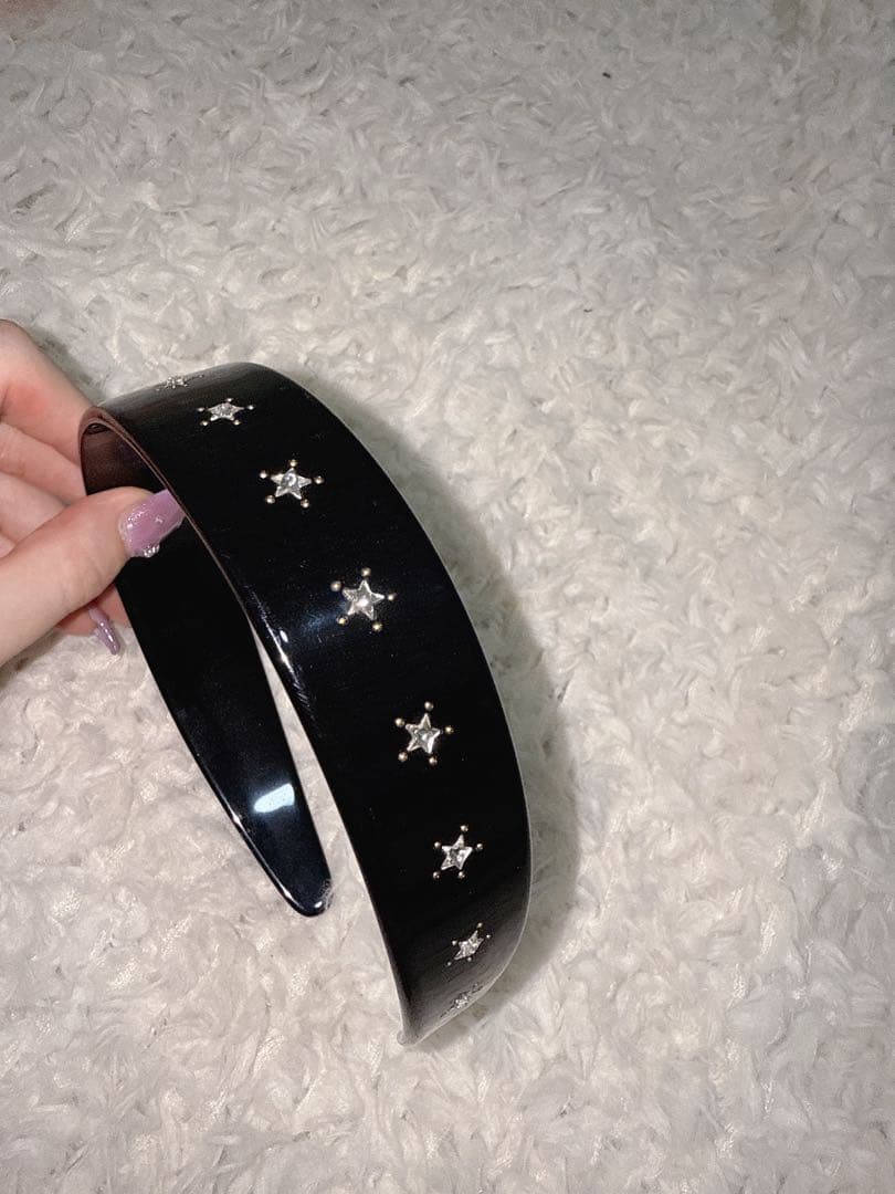 Gucci スワロフスキー　カチューシャ　ヘアバンド