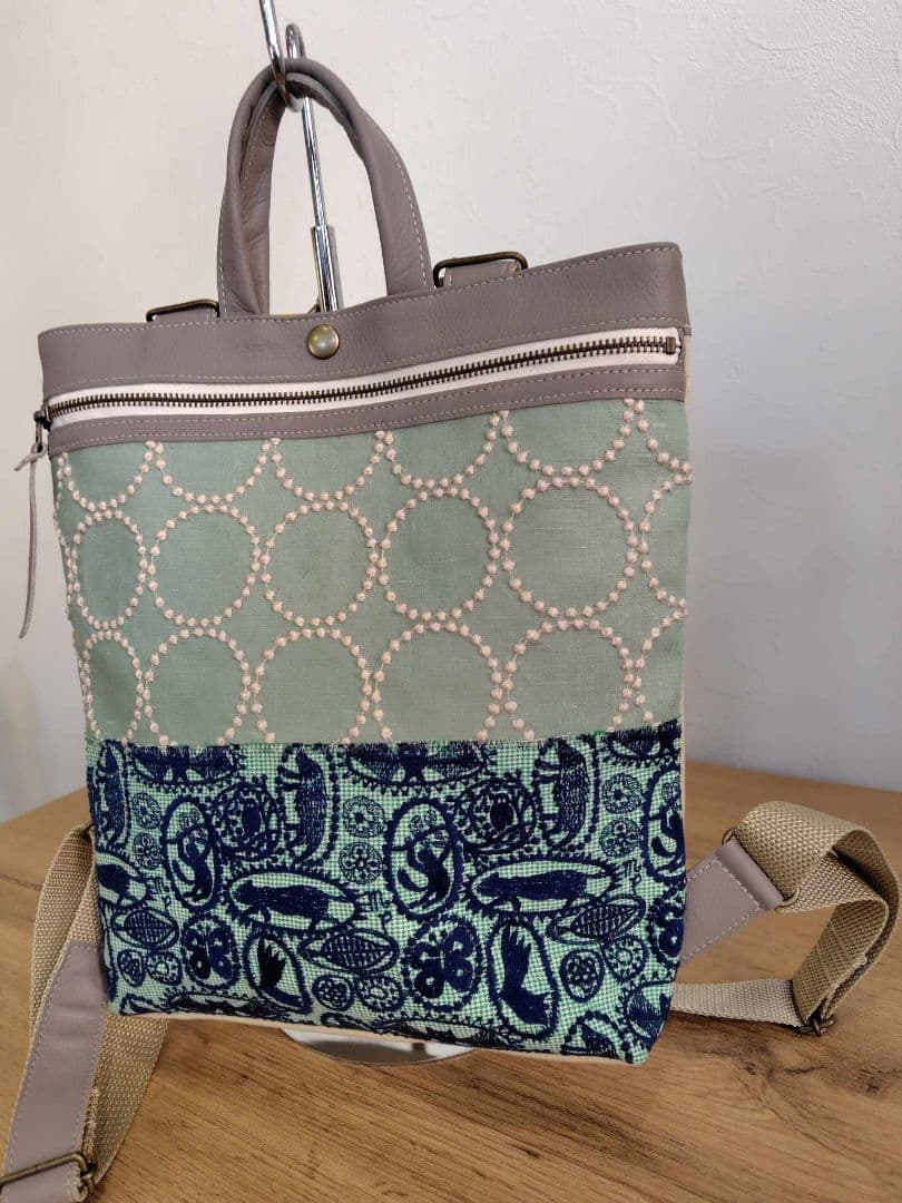 ミナペルホネン/タンバリン×ジャングルレリーフ/牛革A4トートリュック