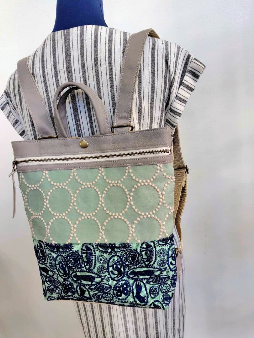 ミナペルホネン/タンバリン×ジャングルレリーフ/牛革A4トートリュック