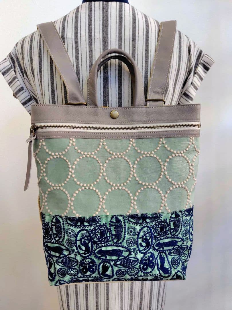 ミナペルホネン/タンバリン×ジャングルレリーフ/牛革A4トートリュック