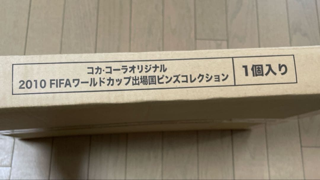2010FIFA ワールドカップ出場国ピンズコレクション　コカコーラオリジナル