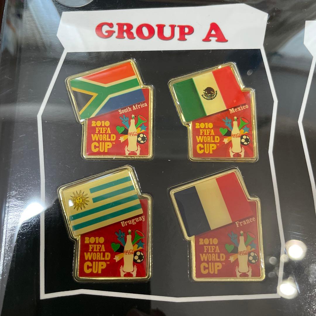2010FIFA ワールドカップ出場国ピンズコレクション　コカコーラオリジナル