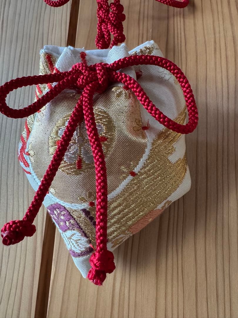 寅蔵様用　　詞梨勒　正絹雅楽模様(笙・鼓) 釈迦涅槃図より投薬の話