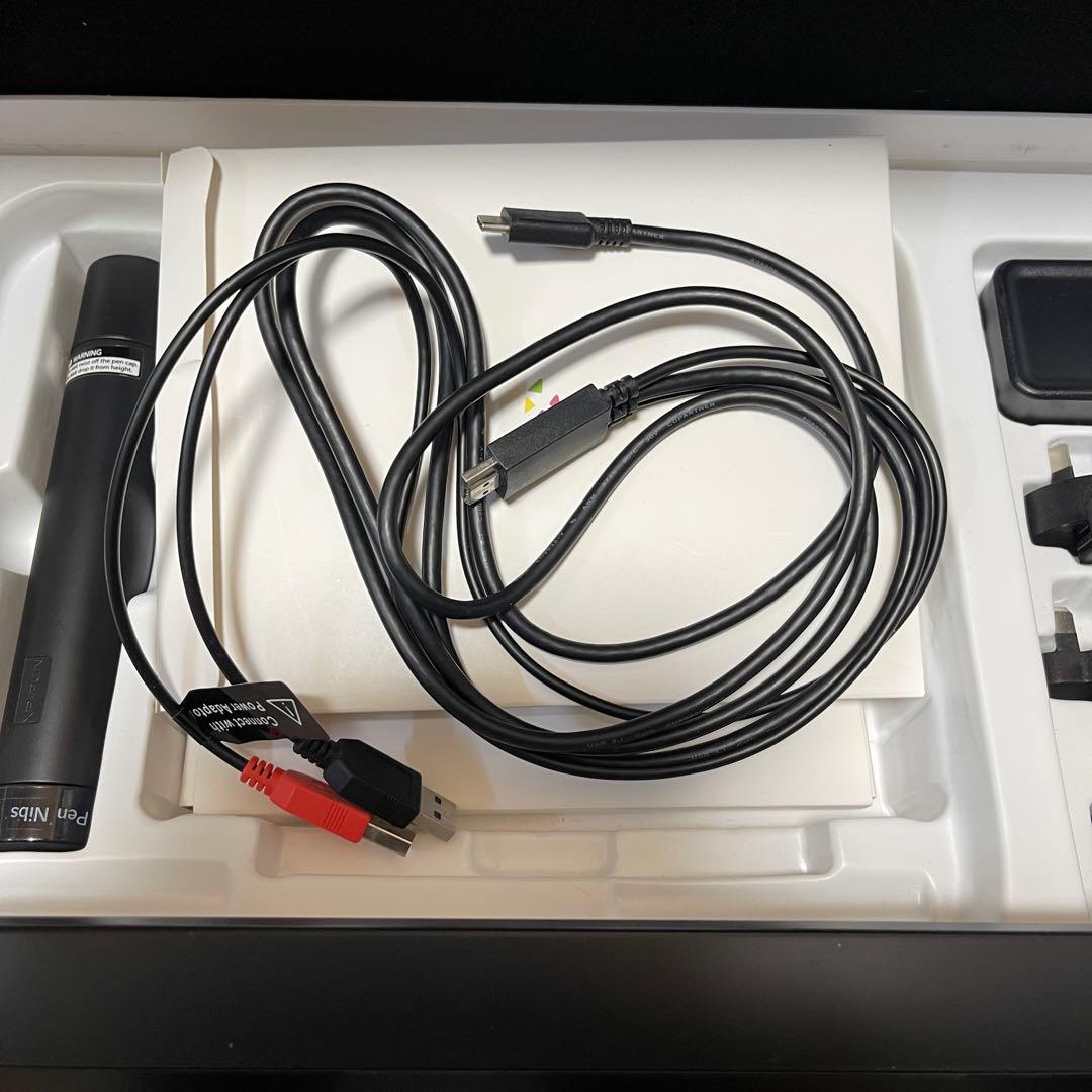 XP-Pen Artist 13.3 Pro 本体