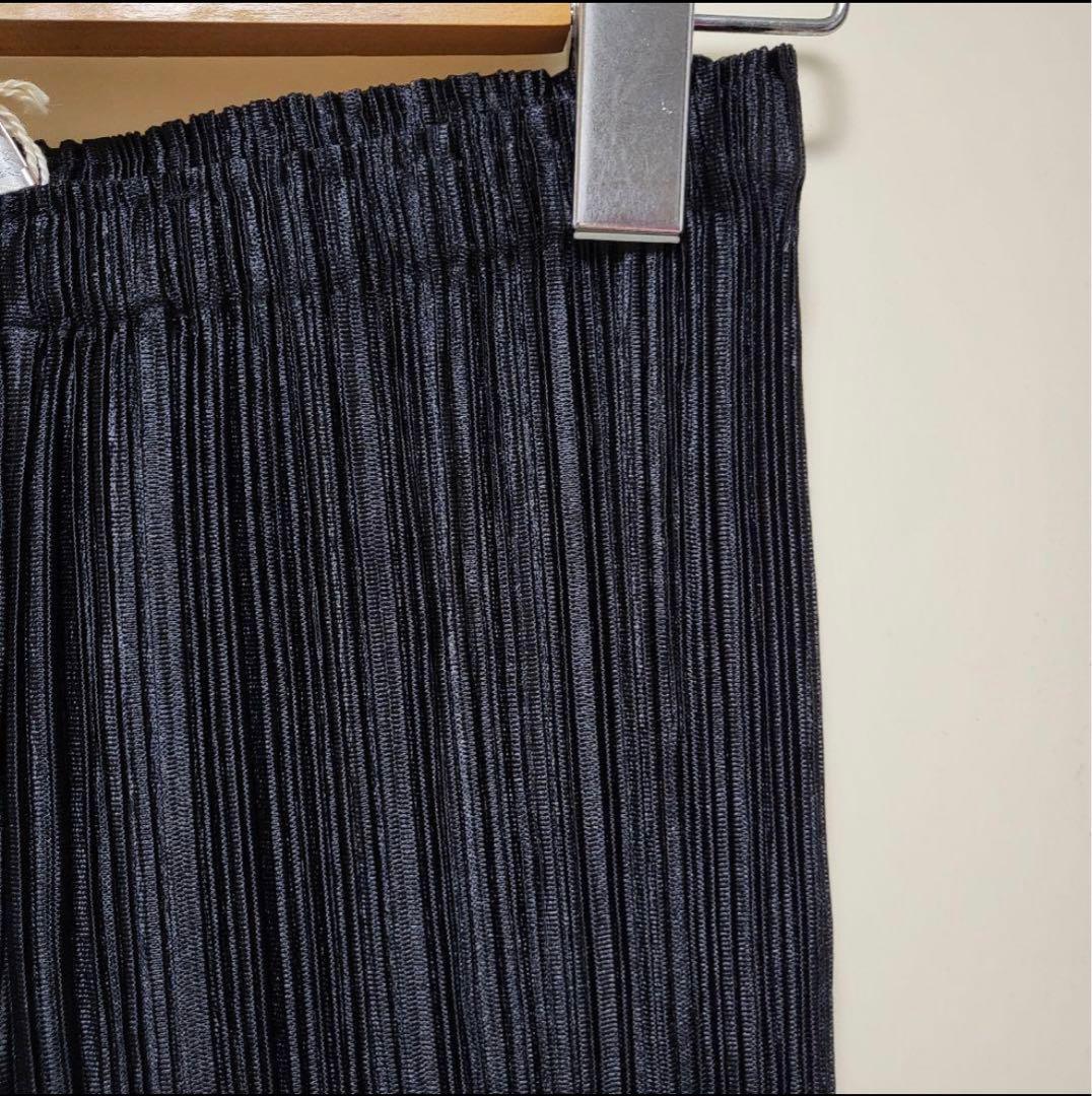 PLEATS PLEASE ISSEY MIYAKE ブラックプリーツパンツ
