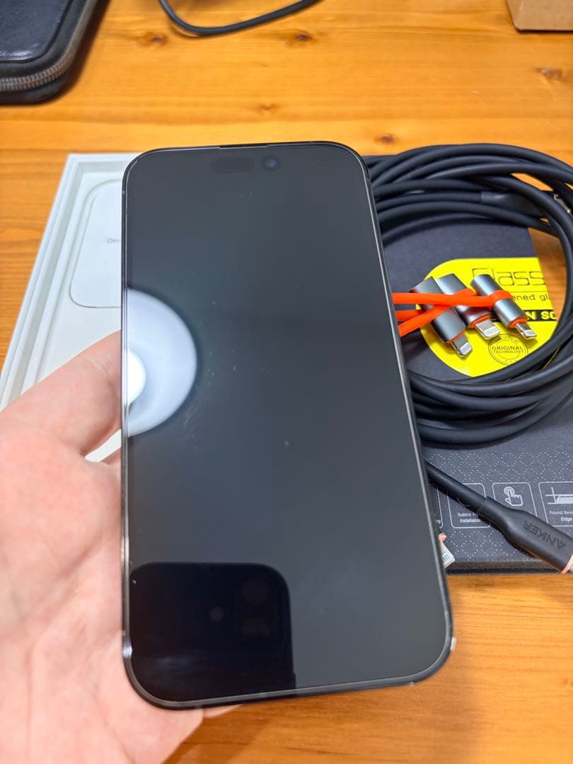 【美品】iPhone14Pro 256GB ブラック ケーブル付