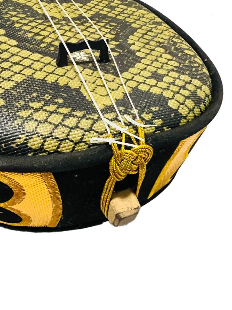 沖縄三線 人工蛇皮 ハードケース付き