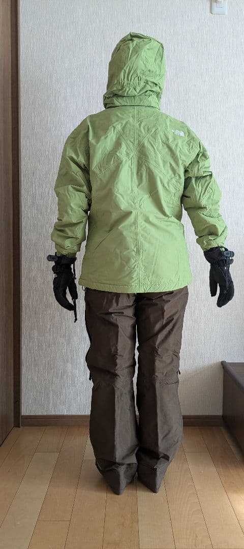 【美品】スキーウエア　スノーボードウェア（女性）グローブ　セット　ノースフェイス