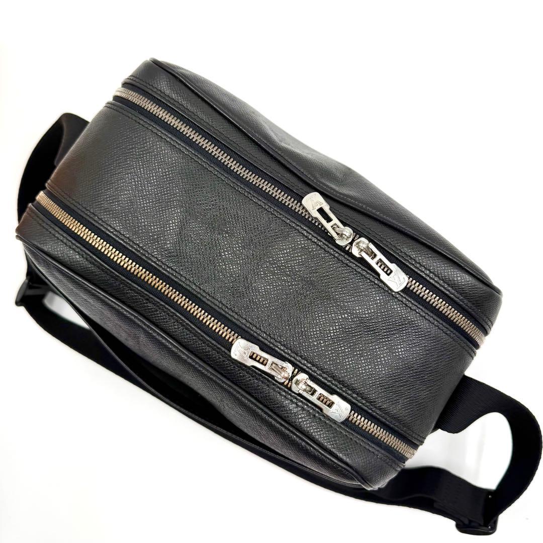 鑑定済 ルイヴィトン タイガ リポーター ショルダー バッグ アルドワーズ