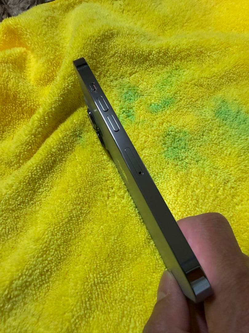 Apple iPhone 13 Pro 128GB、SIMフリー シエラブルー