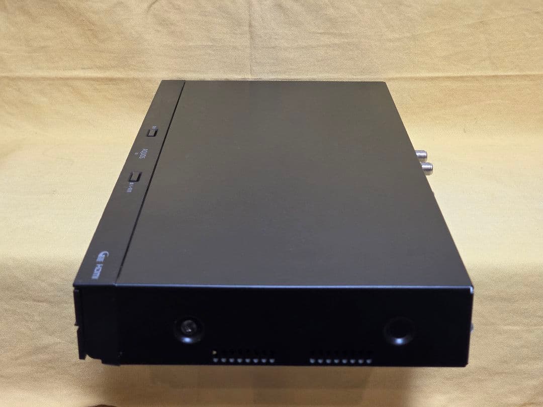 SHARP AQUOS BDレコーダー BD-NW1100　2017年製　整備品