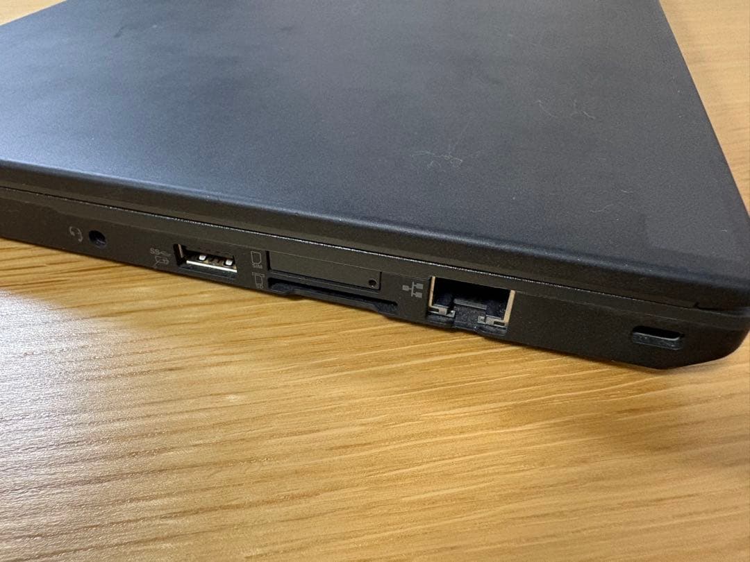 Lenovo ThinkPad X260 16GBメモリ FullHD SSD