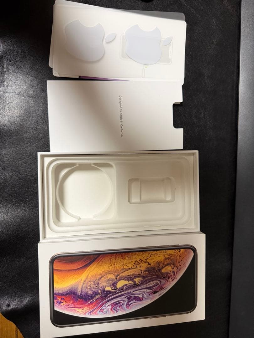 iPhone Xsバッテリー81% 256GB