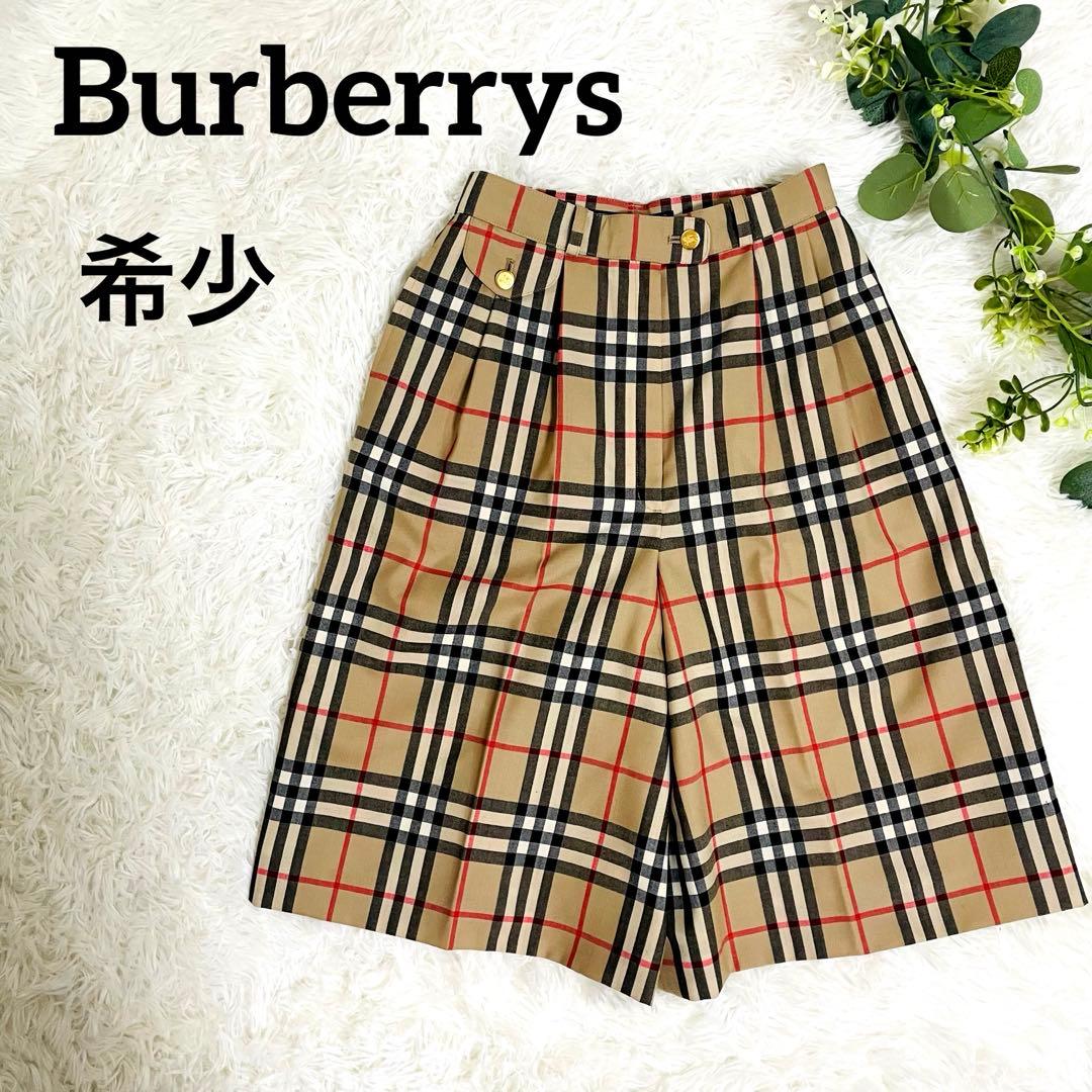 Burberrys　ショートパンツ　ノバチェック　ロゴ刻印ボタン