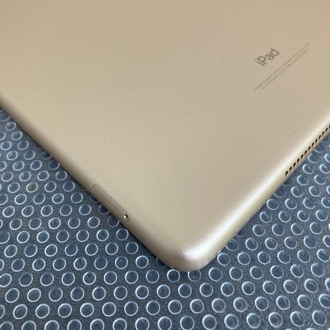 3219 電池最良好☆比較的美品☆iPad5 第5世代 32GB SIMフリー☆