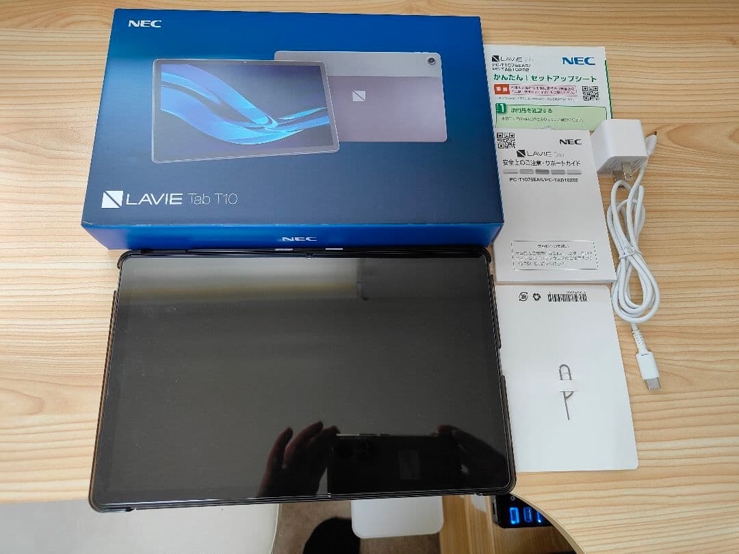 LAVIE Tab T10 容量128GB メモリ6GB NEC Android