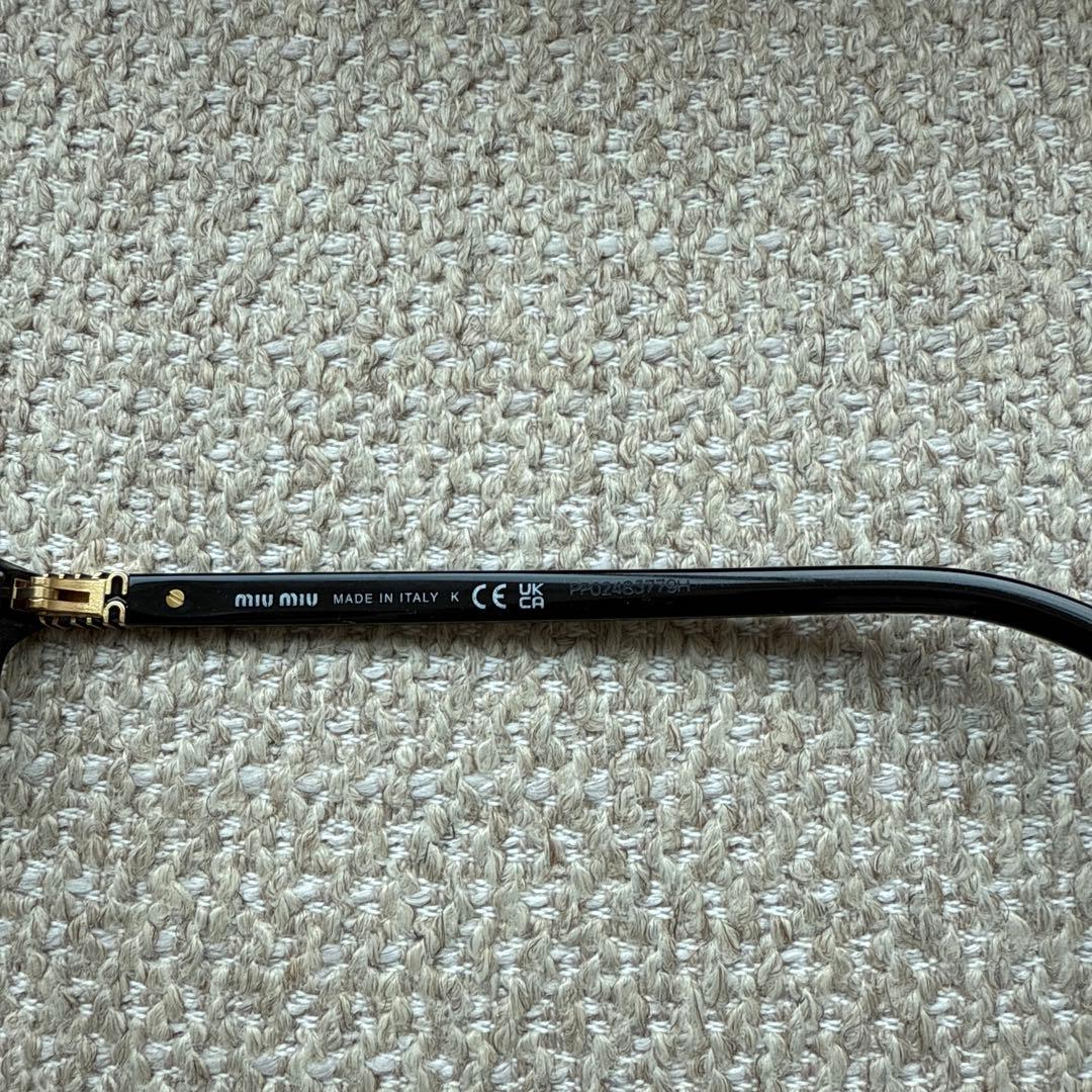 Miu Miu リガード サングラス