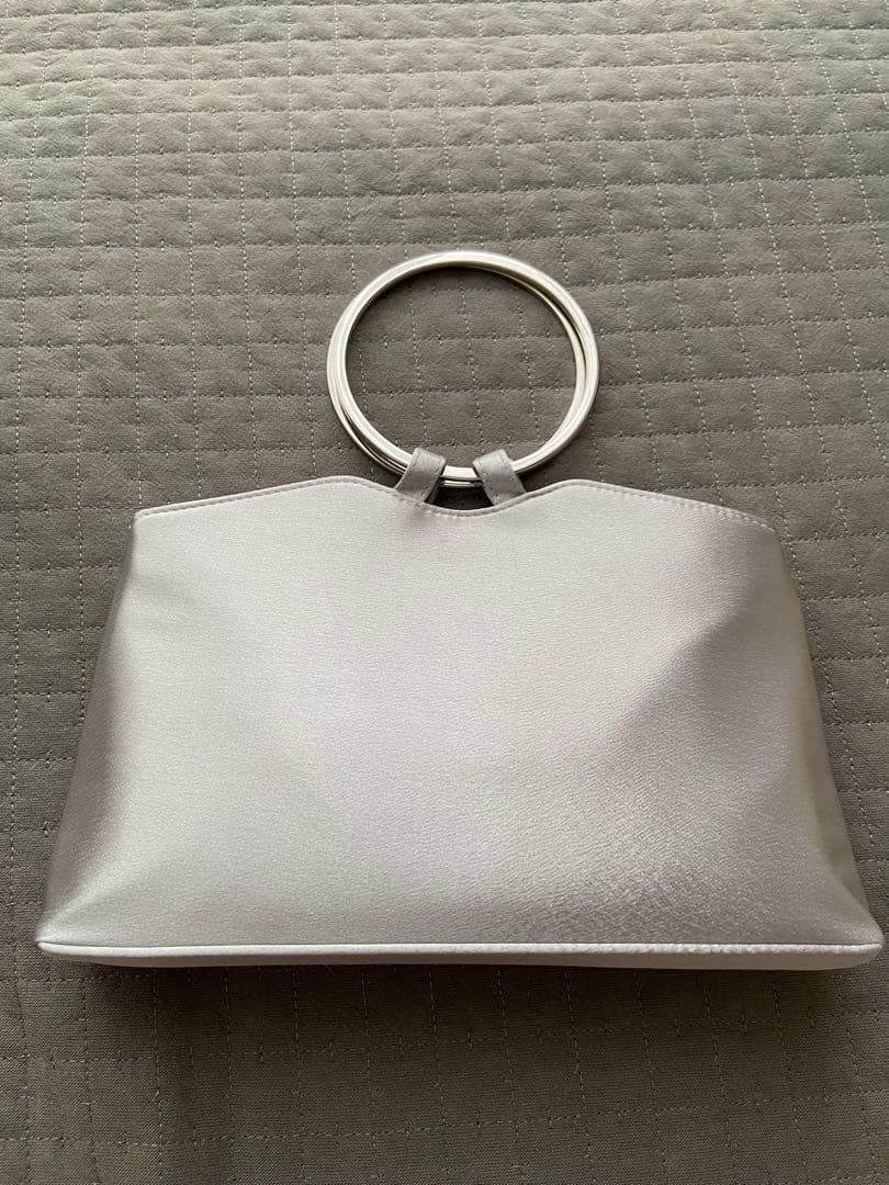 AIMER　エメ　フォーマルバッグ　パーティバッグ　　結婚式　シルバー