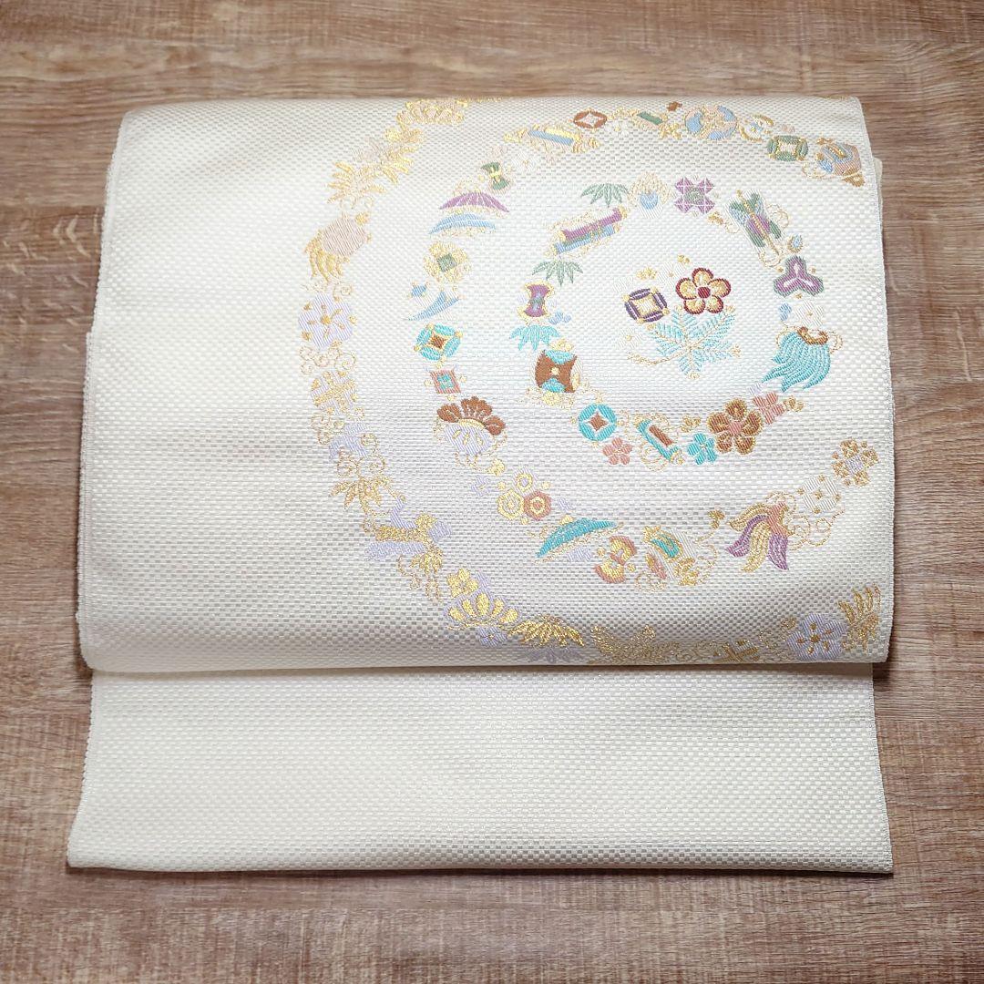 名古屋帯 宝尽くし 円 白 太鼓柄 お仕立て込み