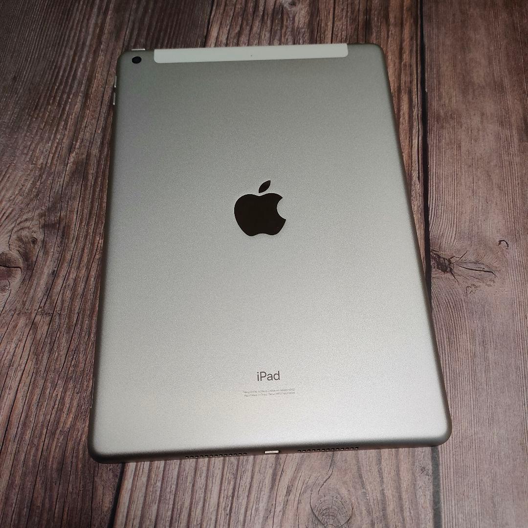 apple iPad 第8世代 32GB SIMフリー バッテリー95% 超美品