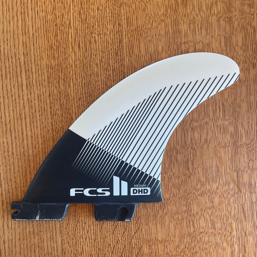 FCS II DHD サーフボードフィン 3枚セット　Mサイズ　ミディアム