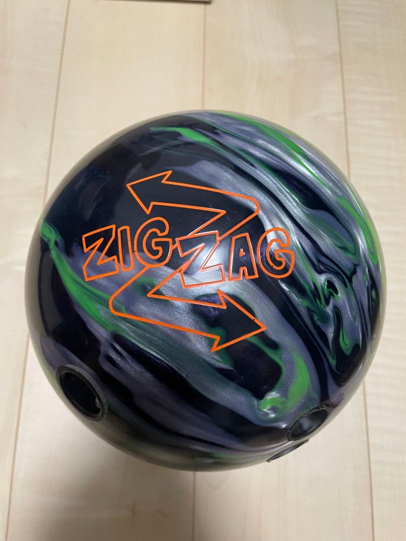 ラディカル ジグザグ 15ポンド　ボウリングボール