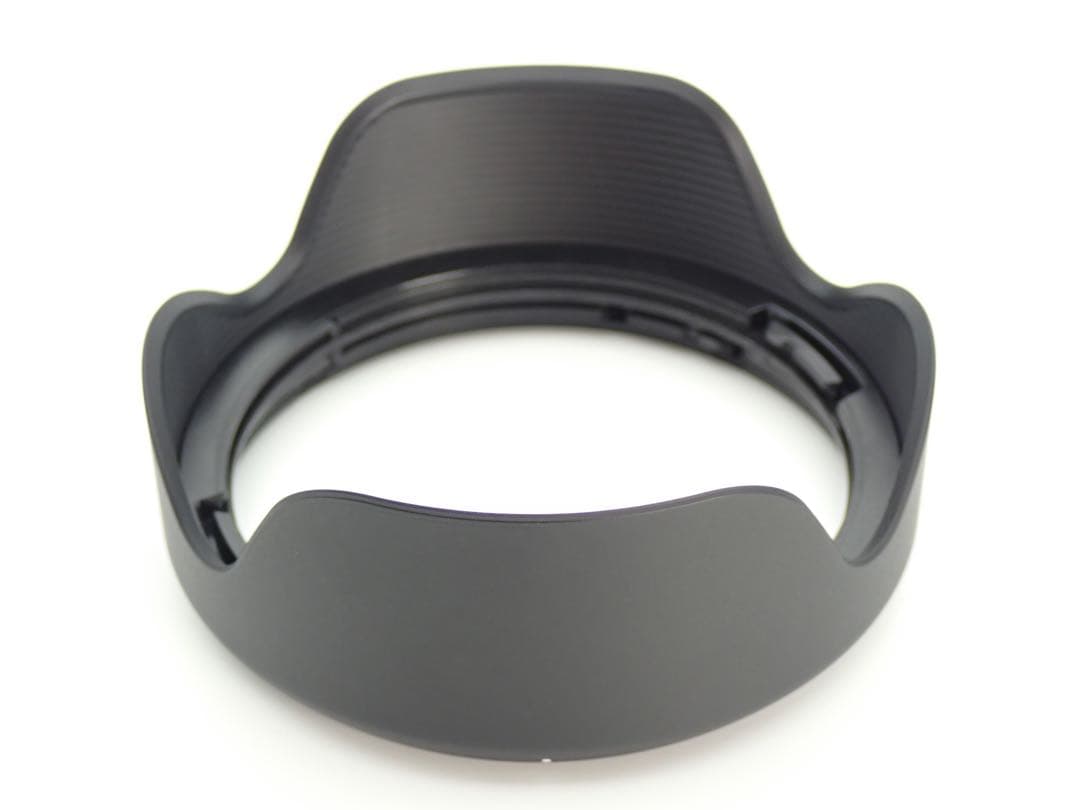 美品 タムロン 28-200mm F2.8-5.6 Di III RXD ソニー