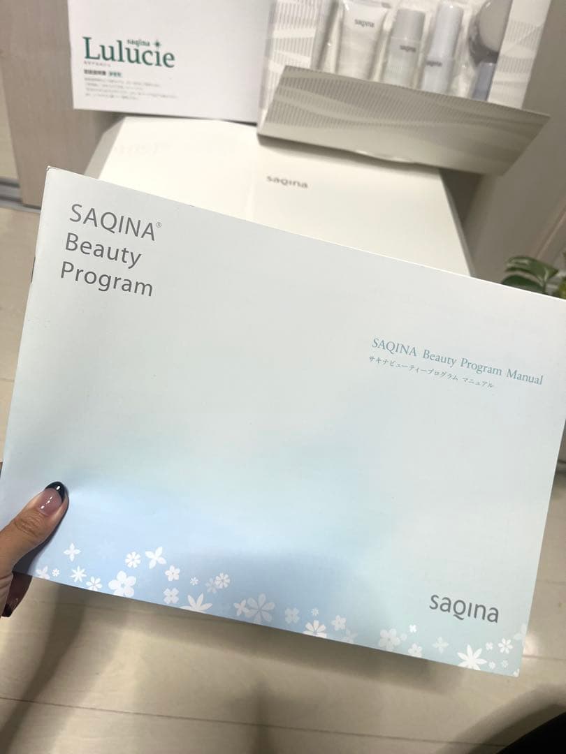 土日限定値下げ【美品】サキナルルシェ　美顔器