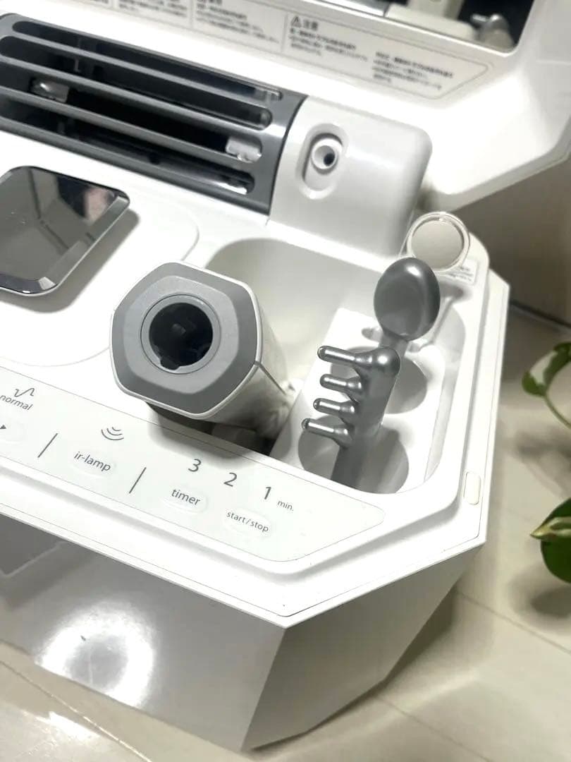 土日限定値下げ【美品】サキナルルシェ　美顔器