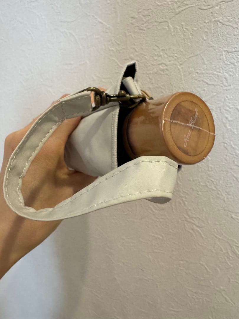 【美品】芦屋ロサブラン 完全遮光 日傘 3段折りたたみライトグレージュ