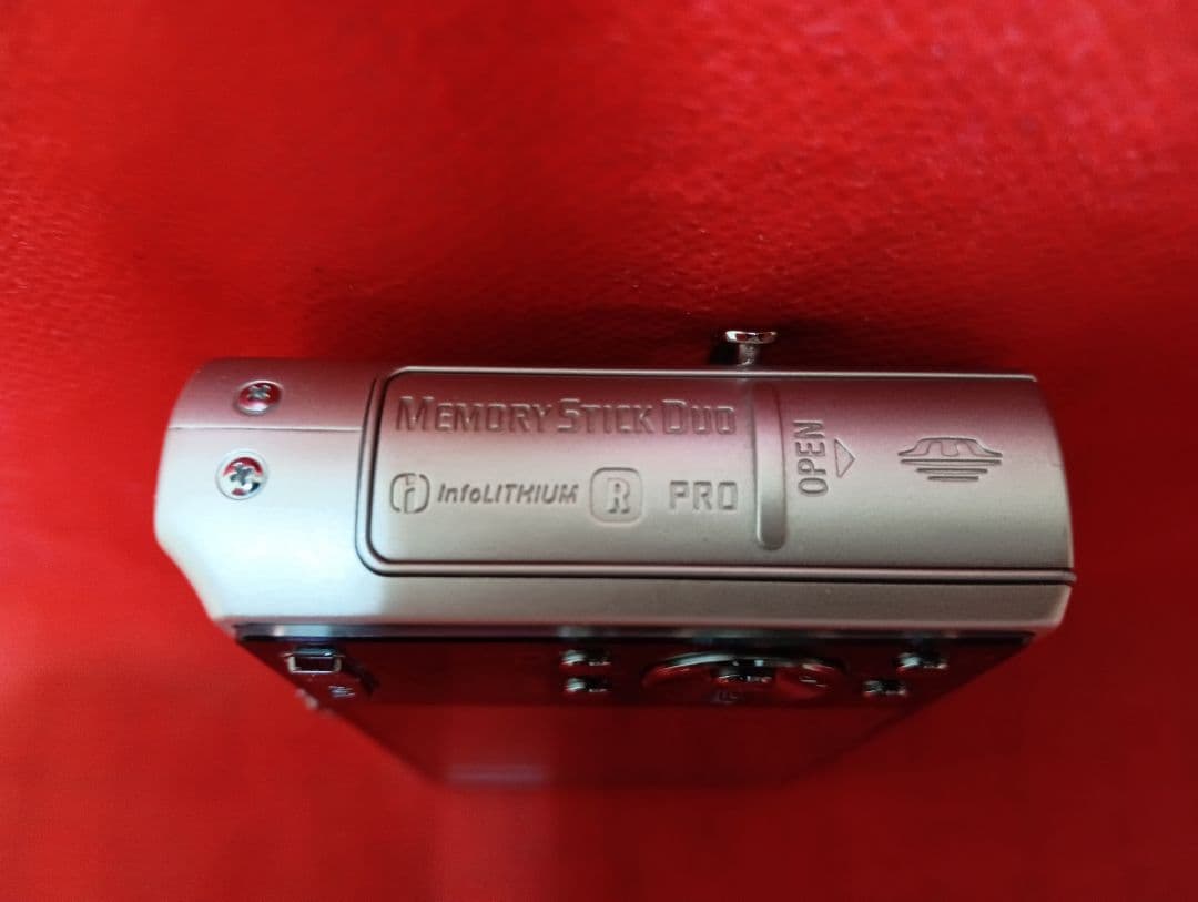 Sony Cyber-shotDSC T30 ジャンク品 デジタルカメラ