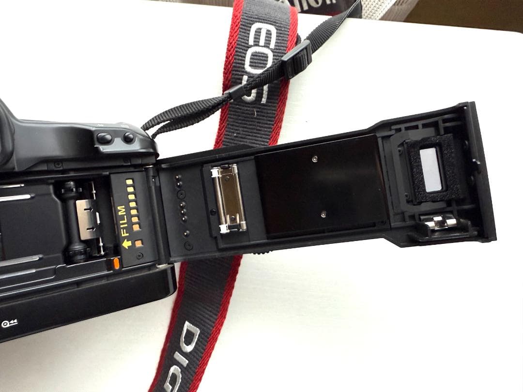 Canon EOS 1N フィルム一眼レフカメラ