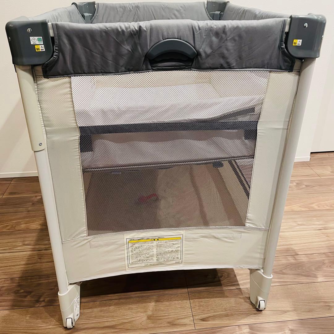 【美品】 Apricaベビーベッド ココネルエアー グレーベアー