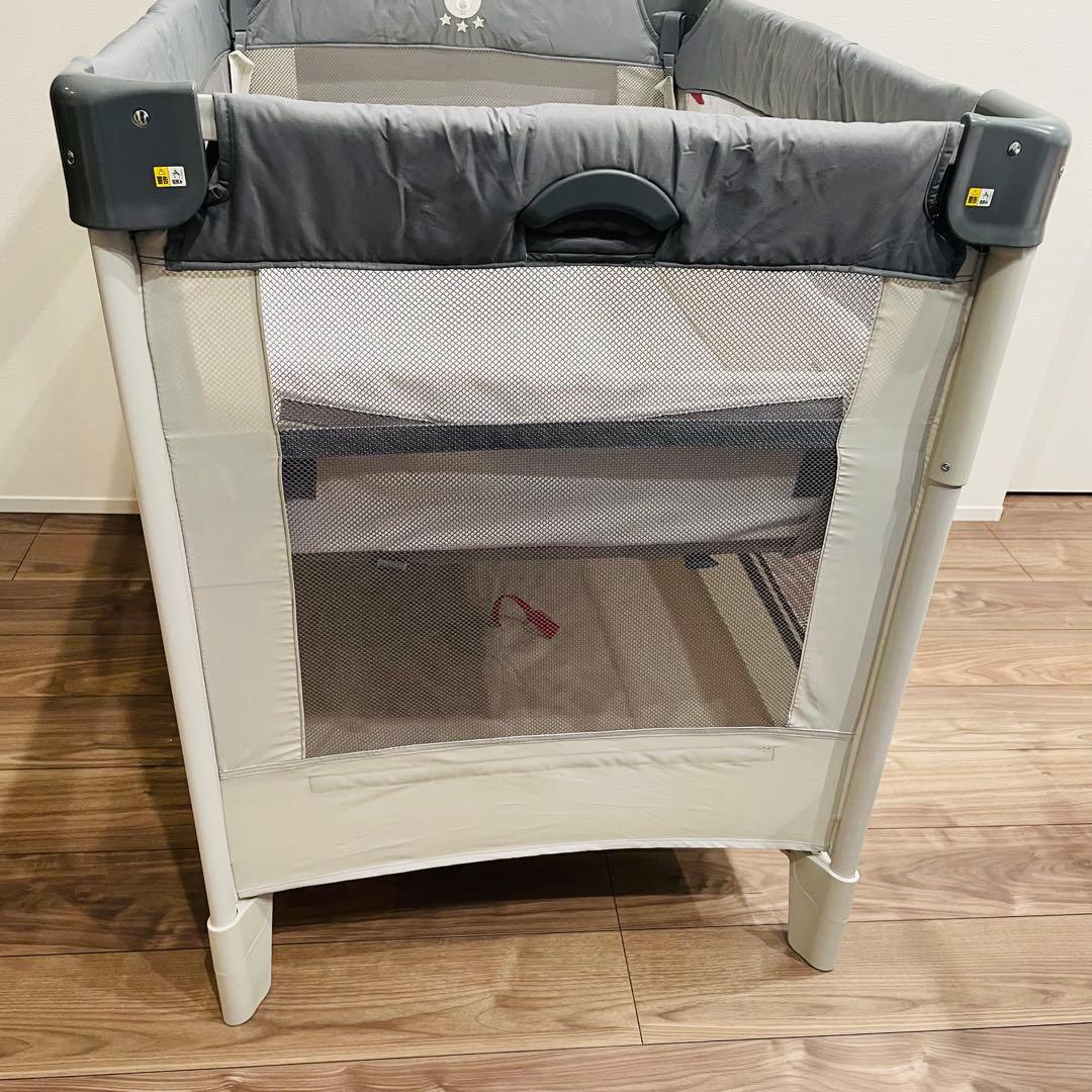 【美品】 Apricaベビーベッド ココネルエアー グレーベアー