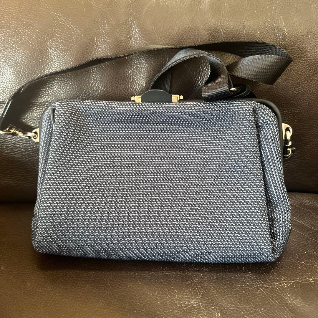 【美品】ARTPHERE グレー ショルダーバッグ