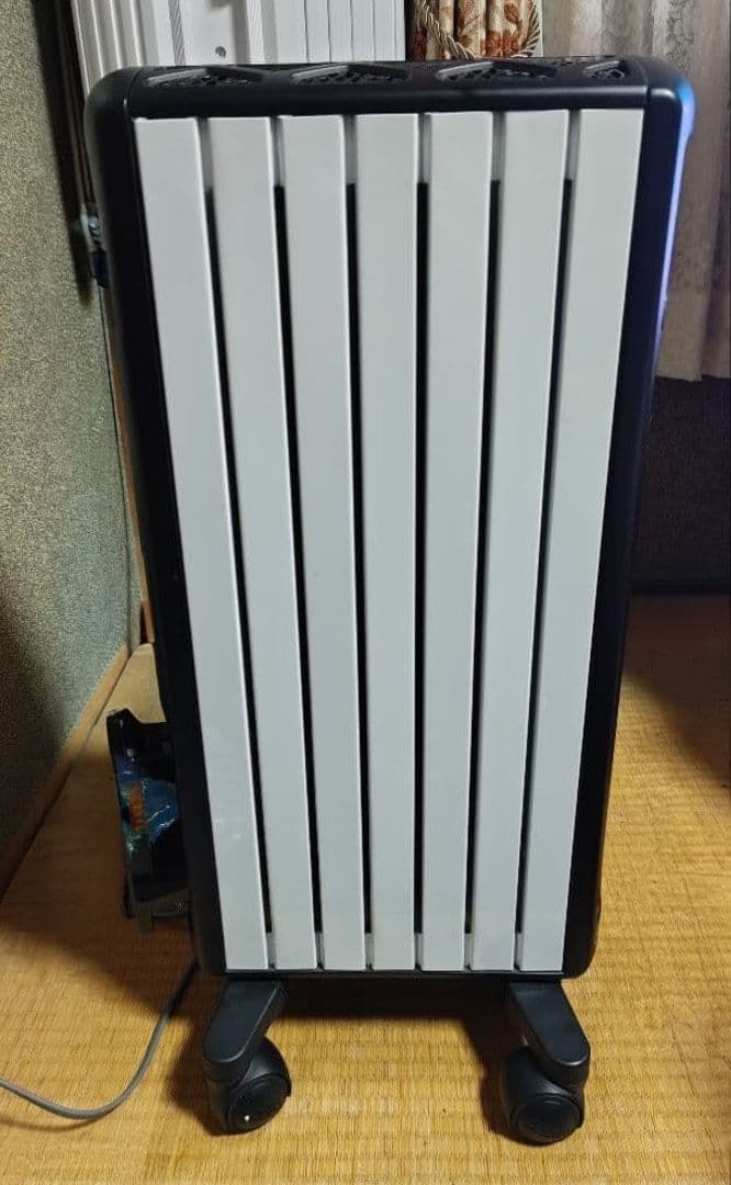 1月24日限定価格！デロンギ マルチダイナミックヒーター MDH09-BK