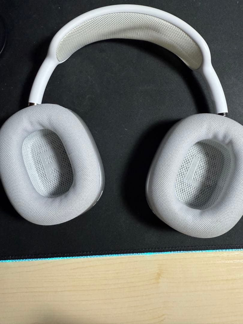 AirPods MAX シルバー　中古