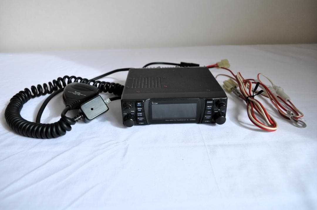 Icom アイコム　IC-2340 デュアルバンドトランシーバー