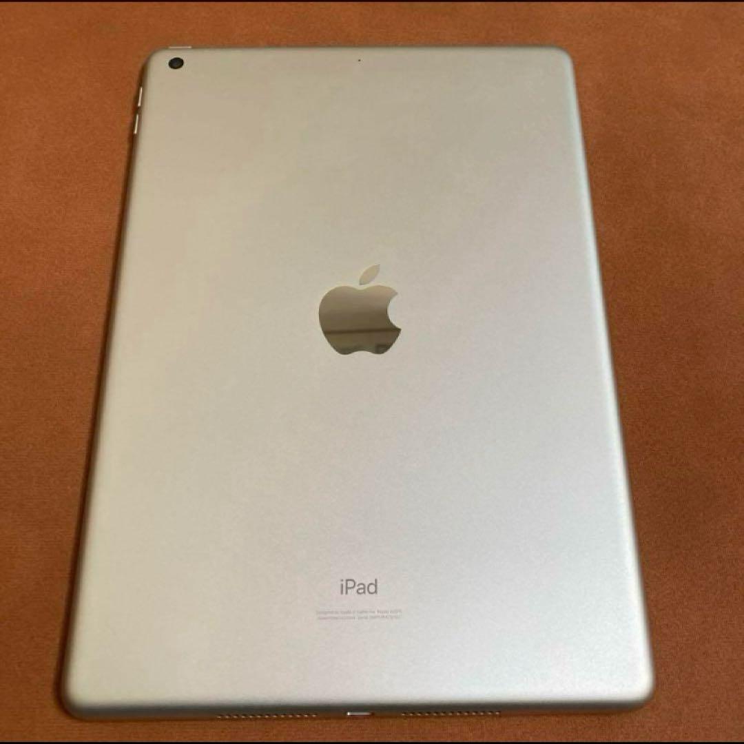 お*ん様 美品ーiPad8 32Gバイト　Wi-Fi接続