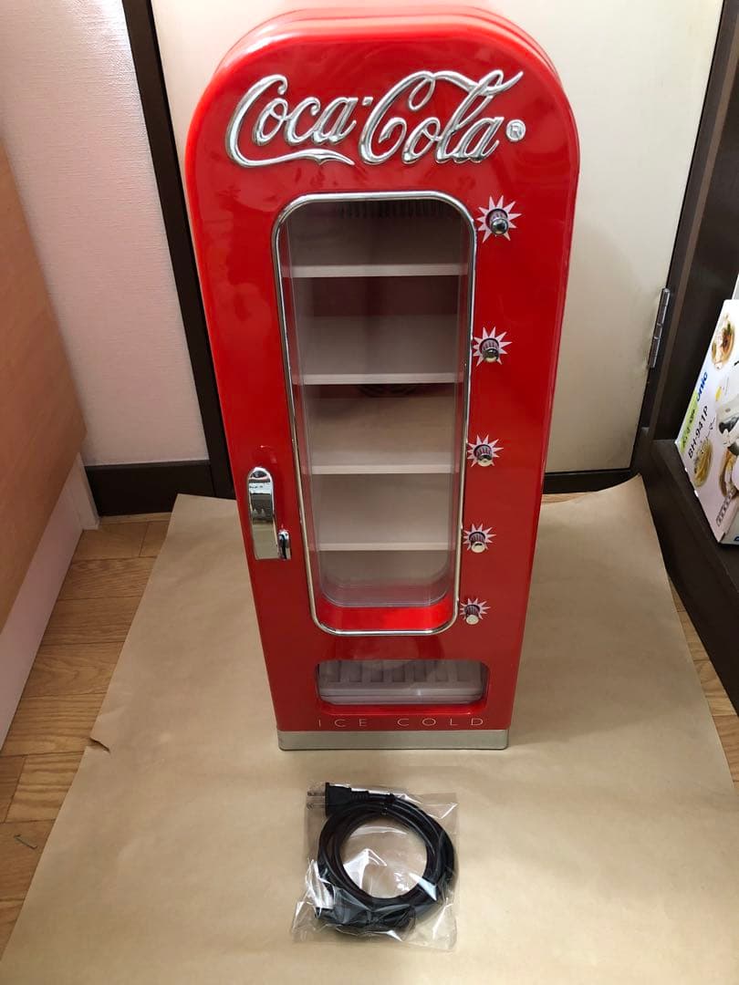 Coca-Cola コカコーラ レトロ調 自動販売機型冷蔵庫 CVF18-G
