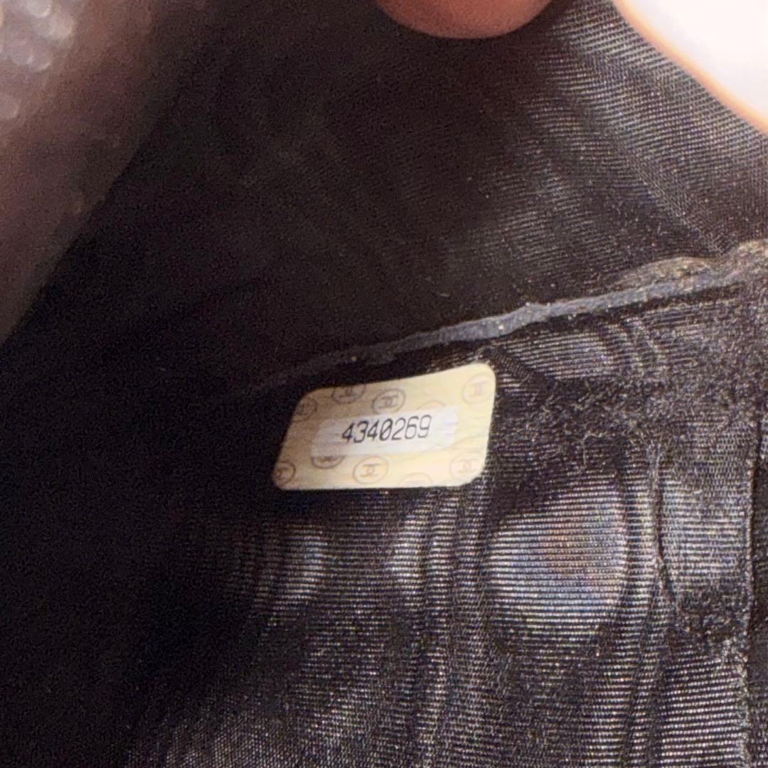 U*a様 CHANEL ブラック キャビアスキン 長財布